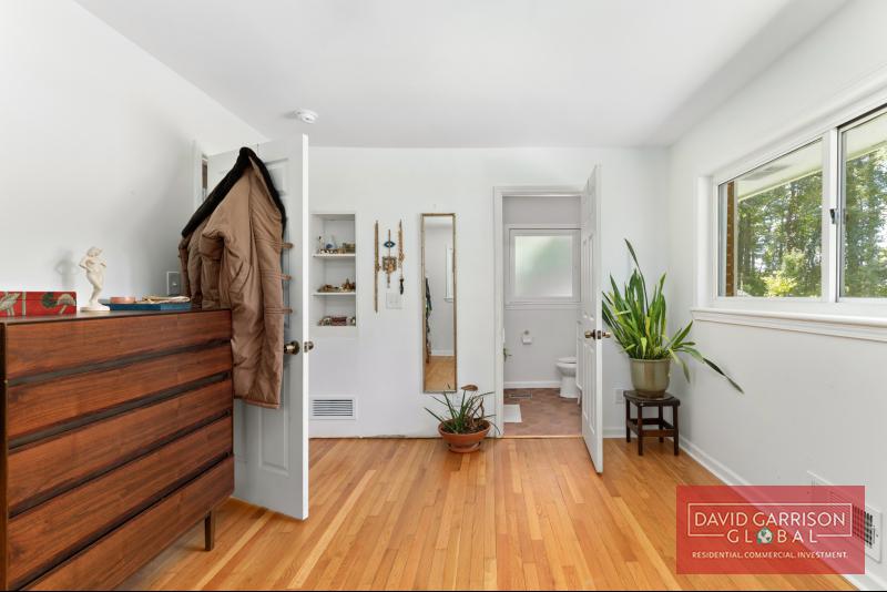 4330 Cascade Rd SW  Atlanta, GA 30331