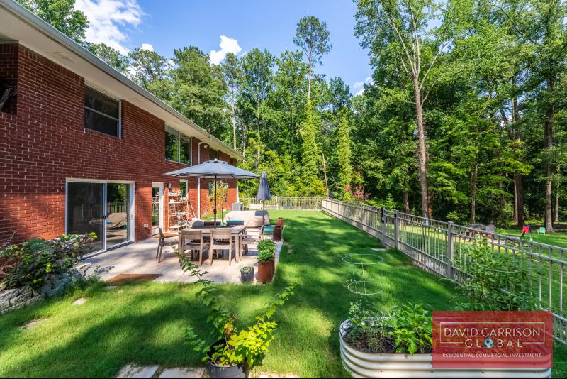 4330 Cascade Rd SW  Atlanta, GA 30331