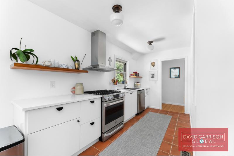 4330 Cascade Rd SW  Atlanta, GA 30331