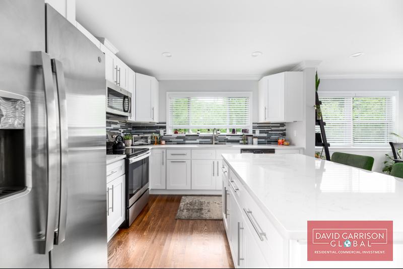 2296 Fraser Rd  Marietta, GA 30316