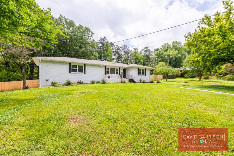 2296 Fraser Rd  Marietta, GA 30316