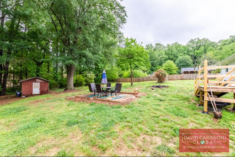 2296 Fraser Rd  Marietta, GA 30316