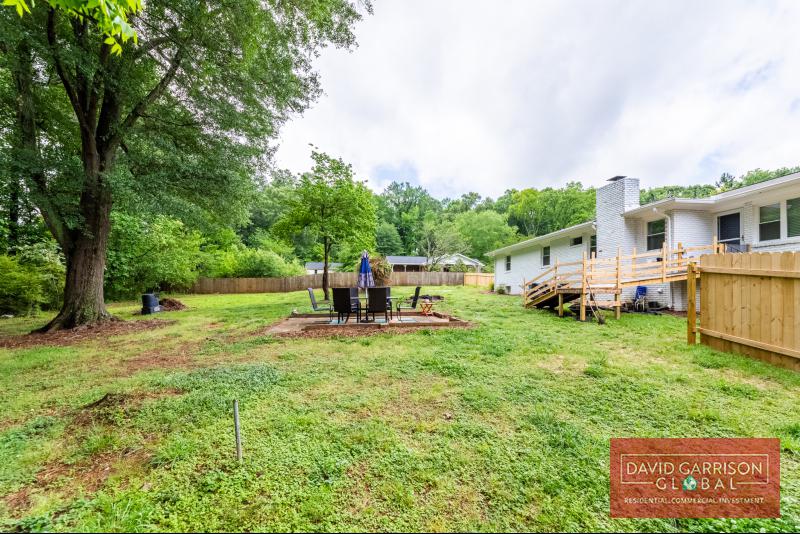 2296 Fraser Rd  Marietta, GA 30316